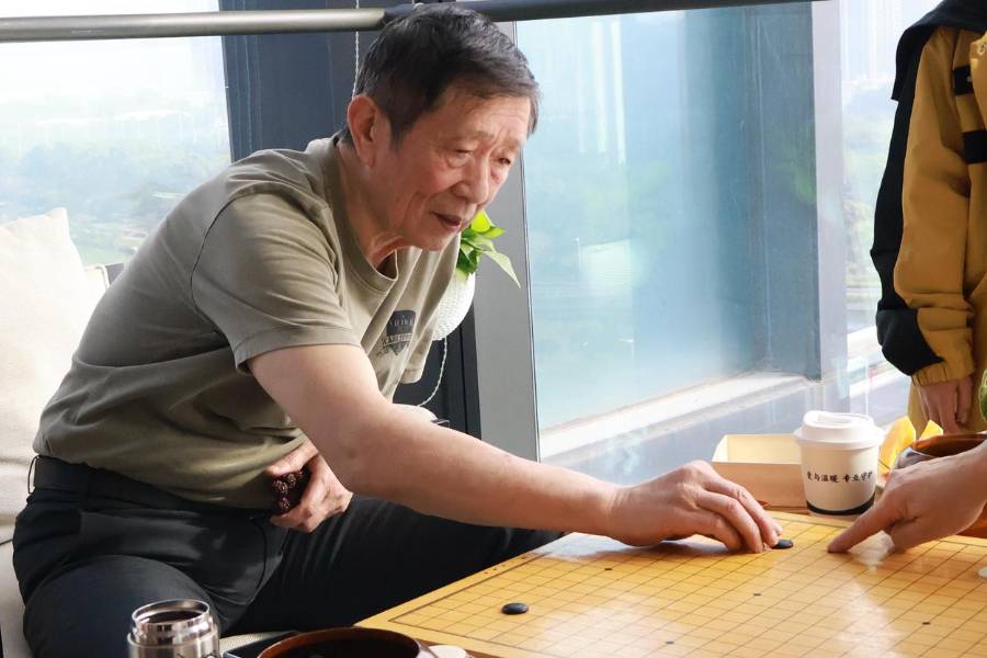 “國(guó)康杯”清華校友圍棋賽,以棋會友,共赴健康之約 “國(guó)康杯”清華校友圍棋賽,以棋會友,共赴健康之約